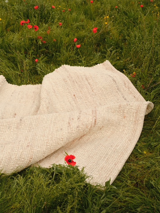 优立集团「破土新生」:攸理品牌启幕,织就生活美学新篇